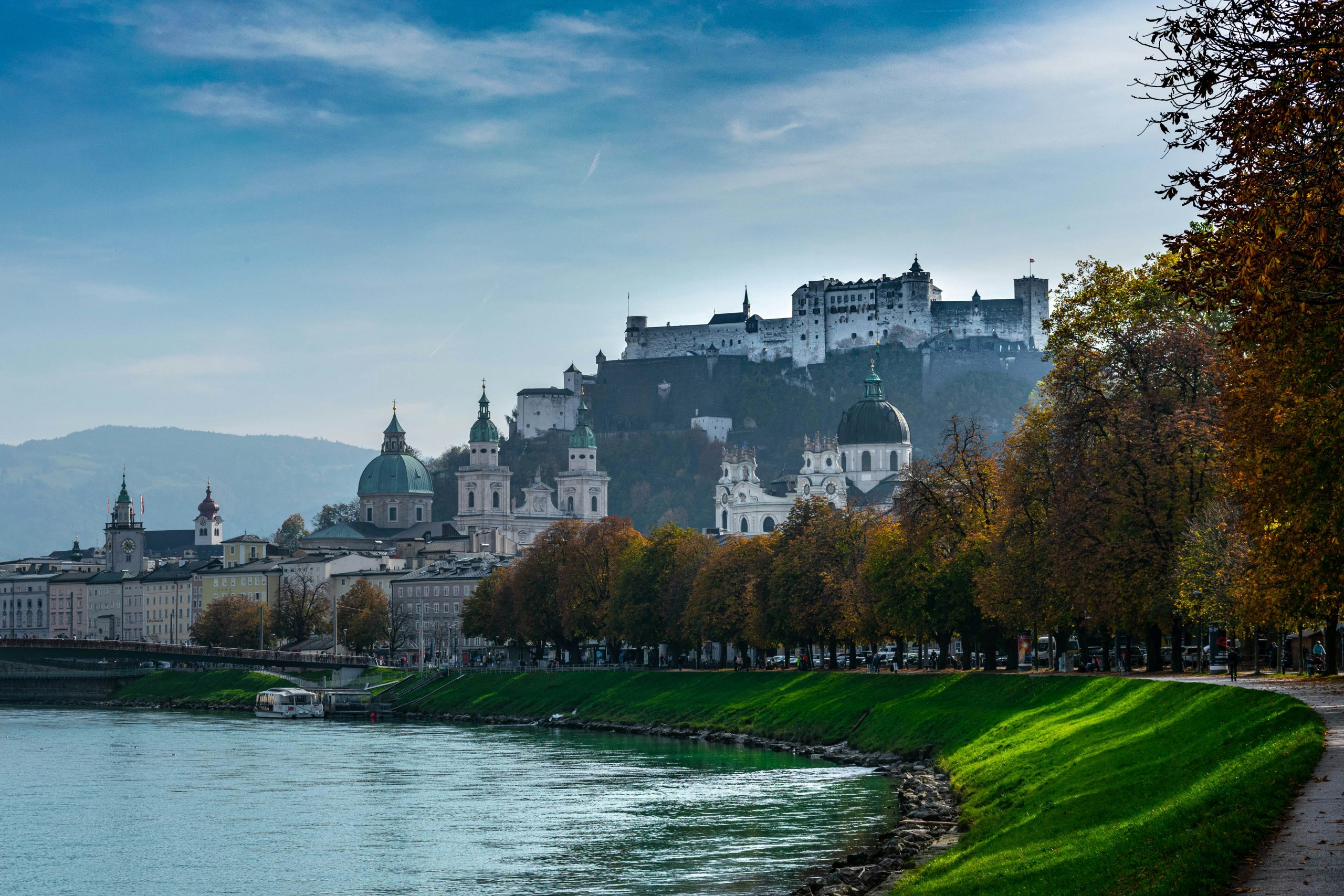 Descubra o Charme de Salzburgo: Destinos, Época e Gastronomia Autêntica!