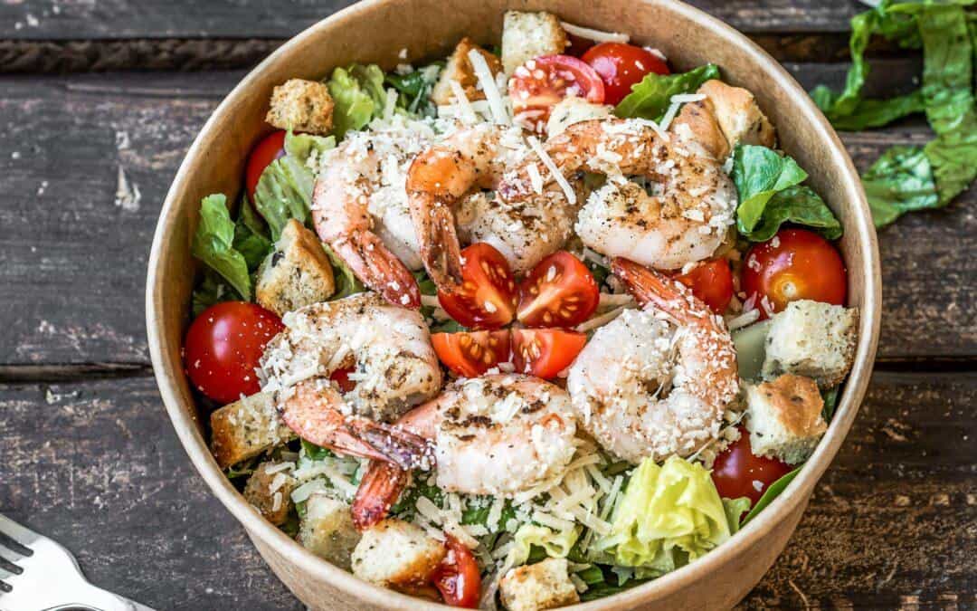 Salada Caesar com Camarão Grelhado por Chef Silvio Forech