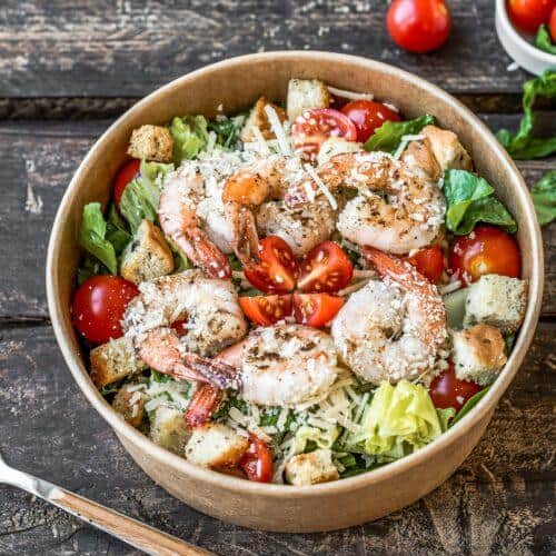 Salada Caesar com Camarão Grelhado por Chef Silvio Forech